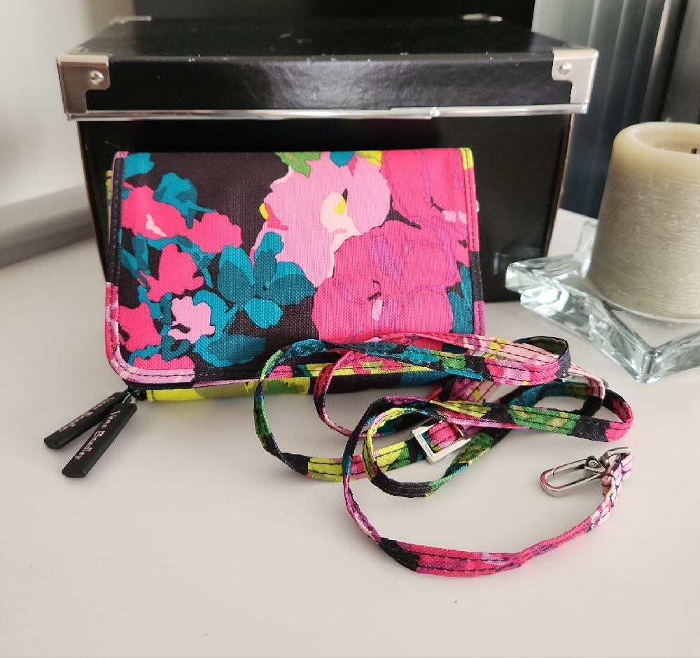 Vera Bradley Floral Women's Bag with Strap